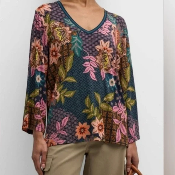 Johnny Was Multicolor Floral V-Neck Blouse - Picture 1 of 6